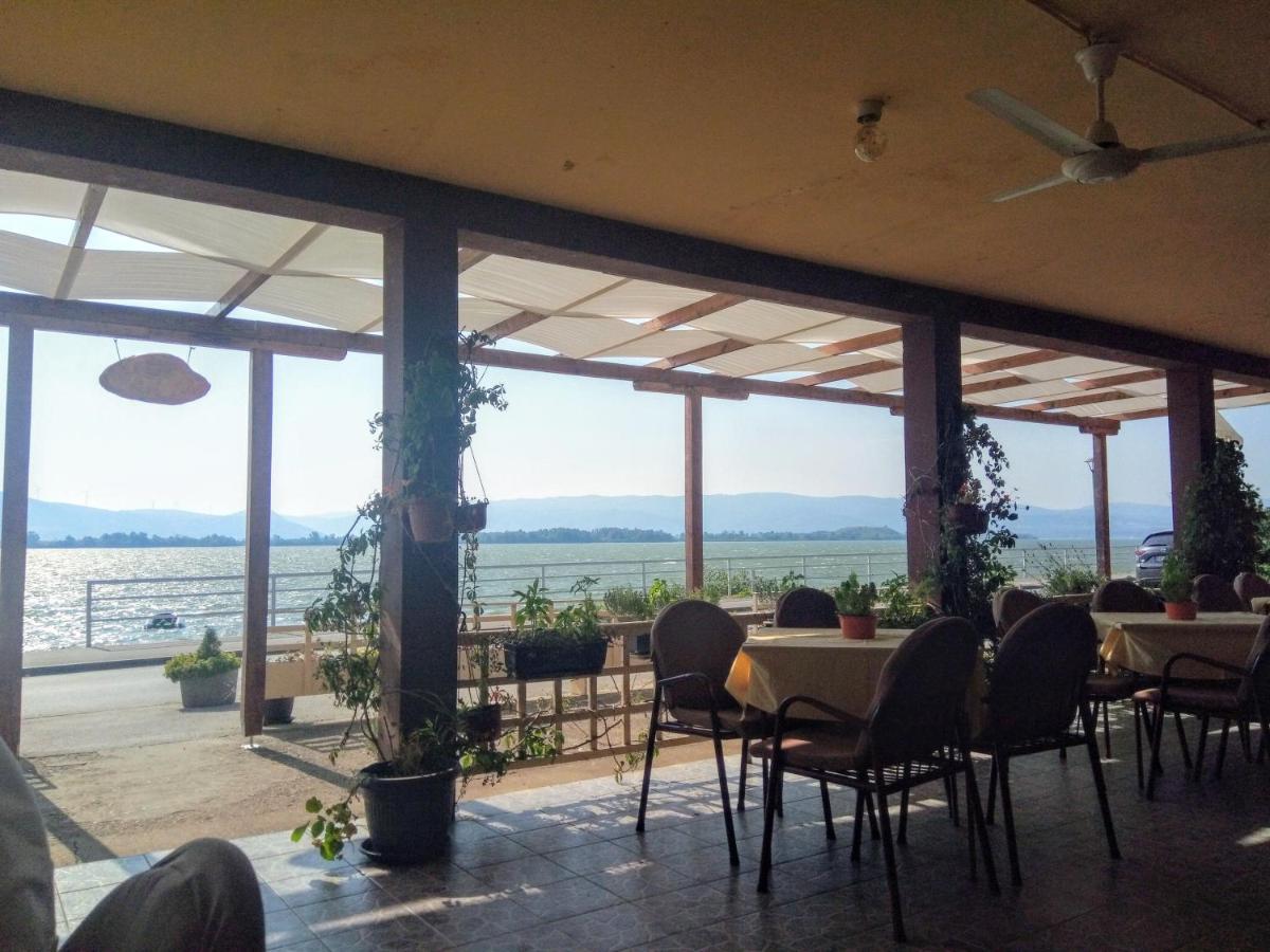 Guest House Bole Vinci Exterior photo