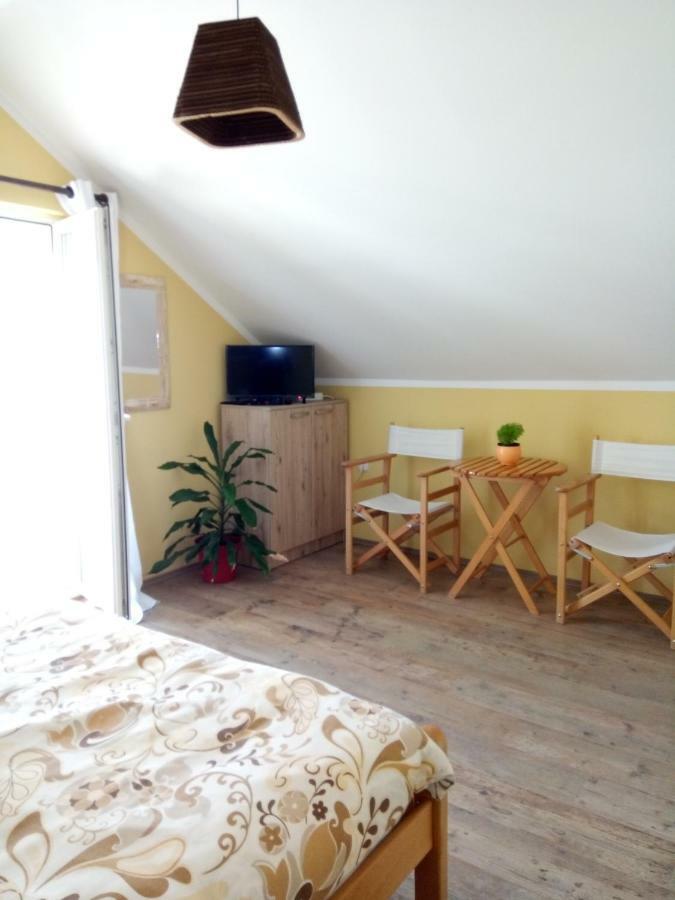 Guest House Bole Vinci Exterior photo